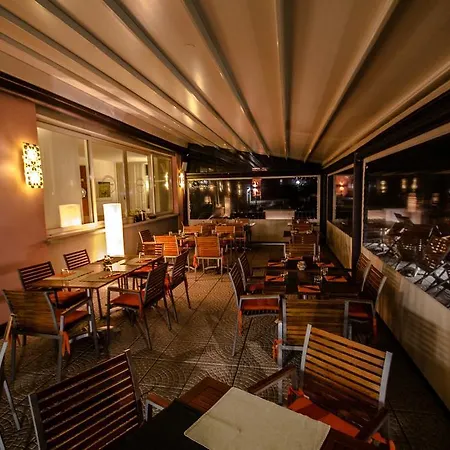 Hotel Lario 2*