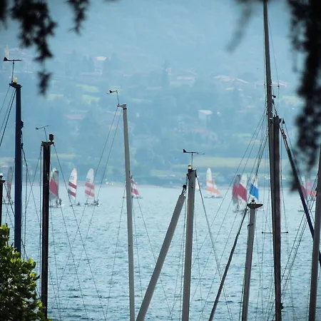 Lario Szálloda 2*
