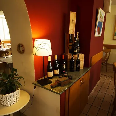 Lario Hotel